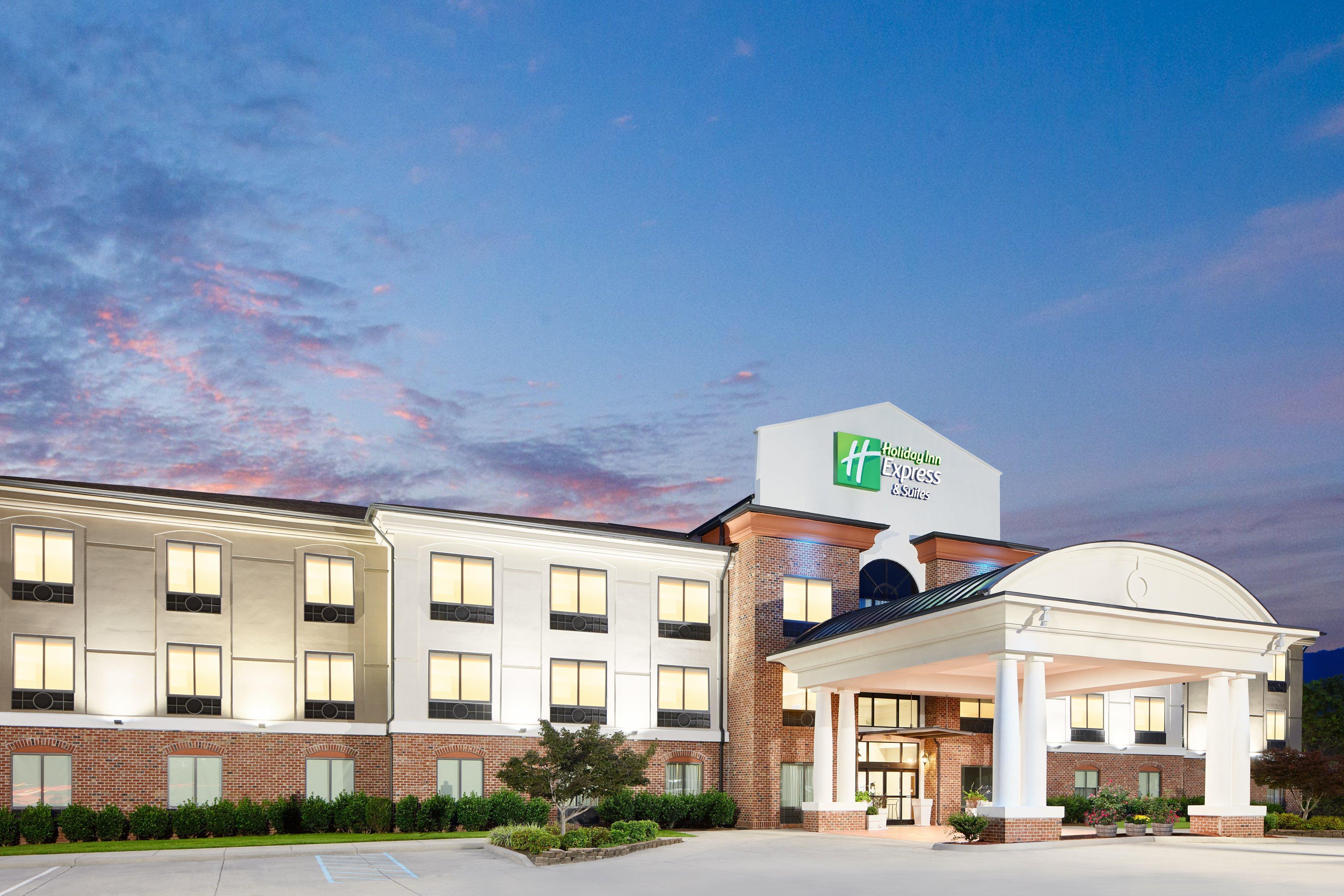 Holiday Inn Express Hotel & Suites Salem By Ihg Esterno foto