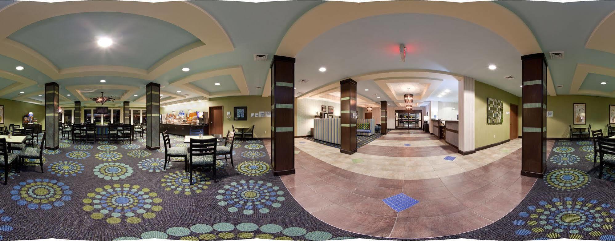 Holiday Inn Express Hotel & Suites Salem By Ihg Esterno foto